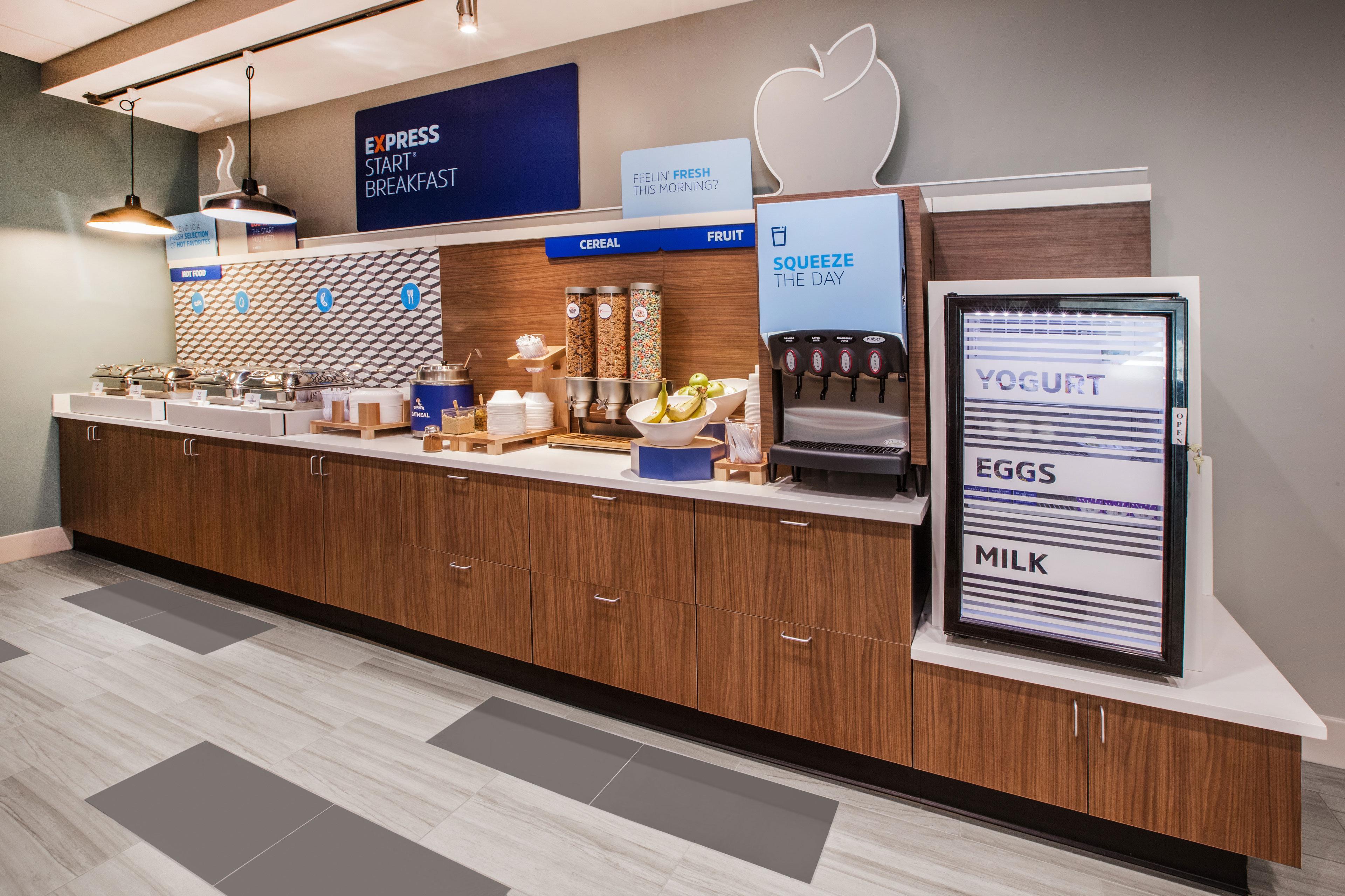 Holiday Inn Express & Suites Terrace By Ihg Buitenkant foto