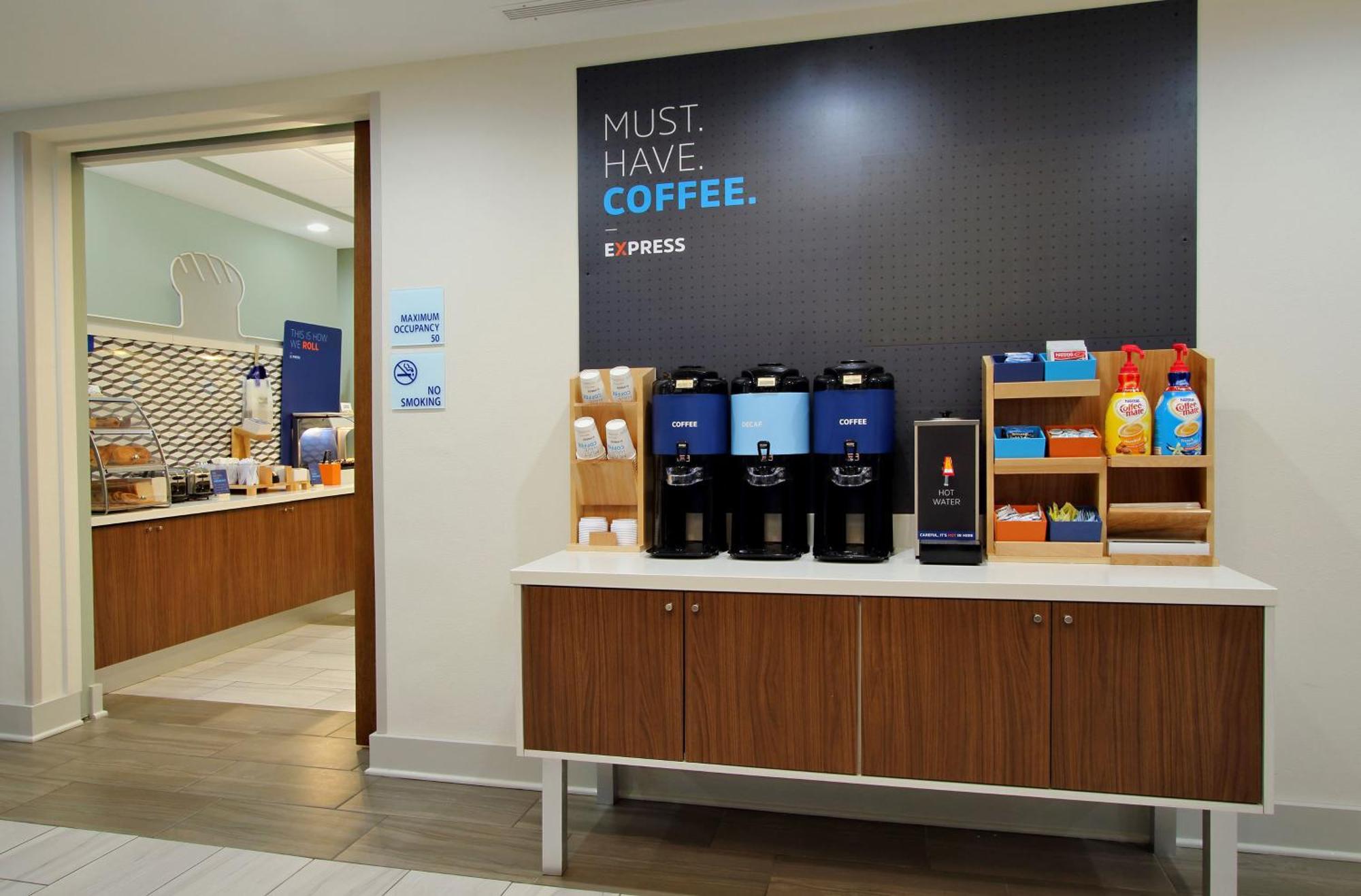Holiday Inn Express & Suites Terrace By Ihg Buitenkant foto